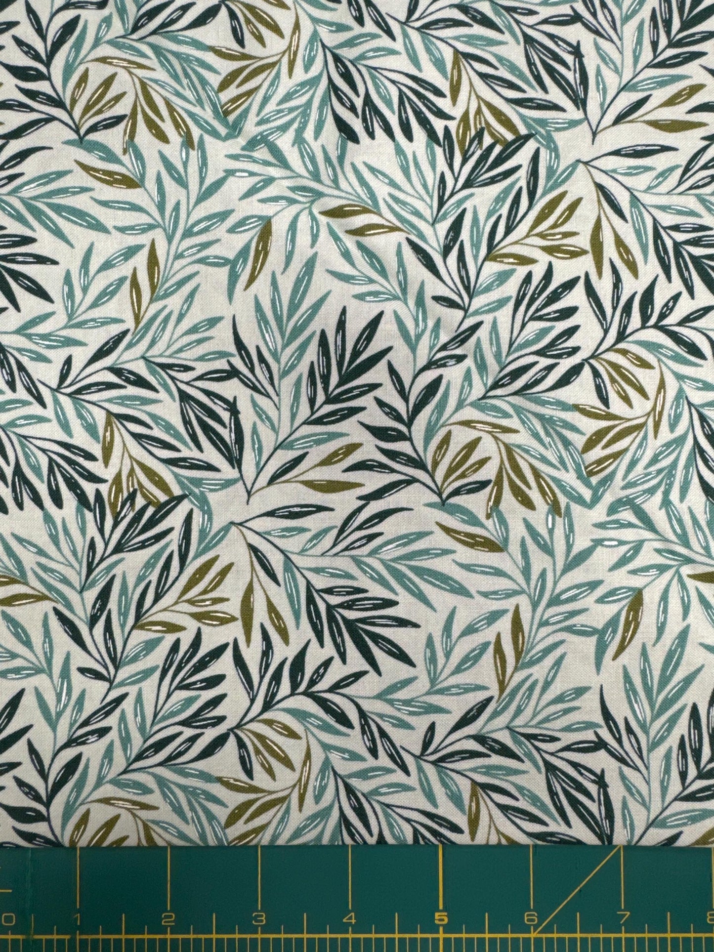 Willow - 1 Canoe 2 Green leaves blender floral - Moda Fabric - 36063-18- by the half yard - Cut continuously