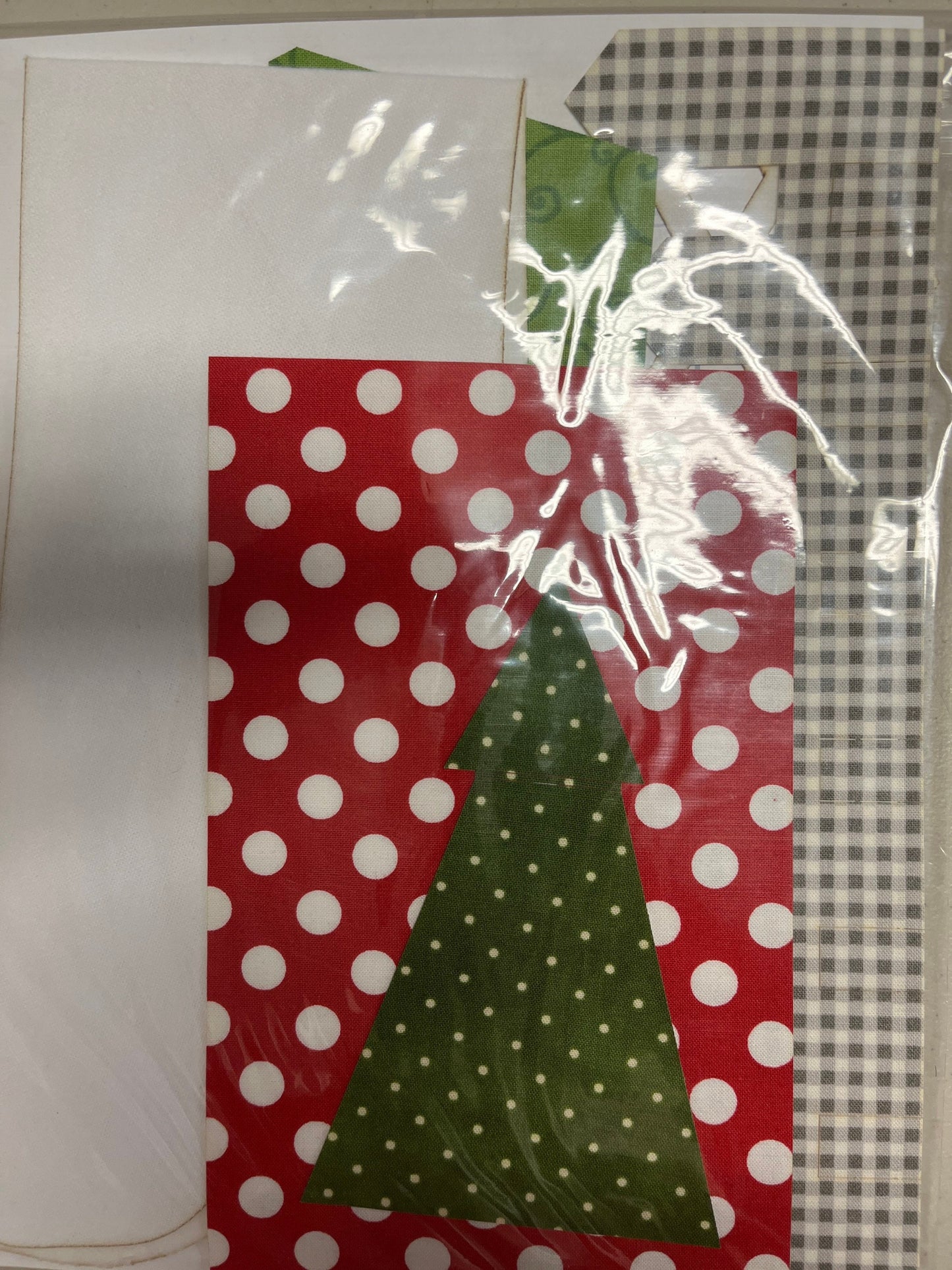 Frosty Goes to Town Laser Cut Applique Kit Block #1 Snowbucks Cafe Fabric & Pattern #1 FREE Ship