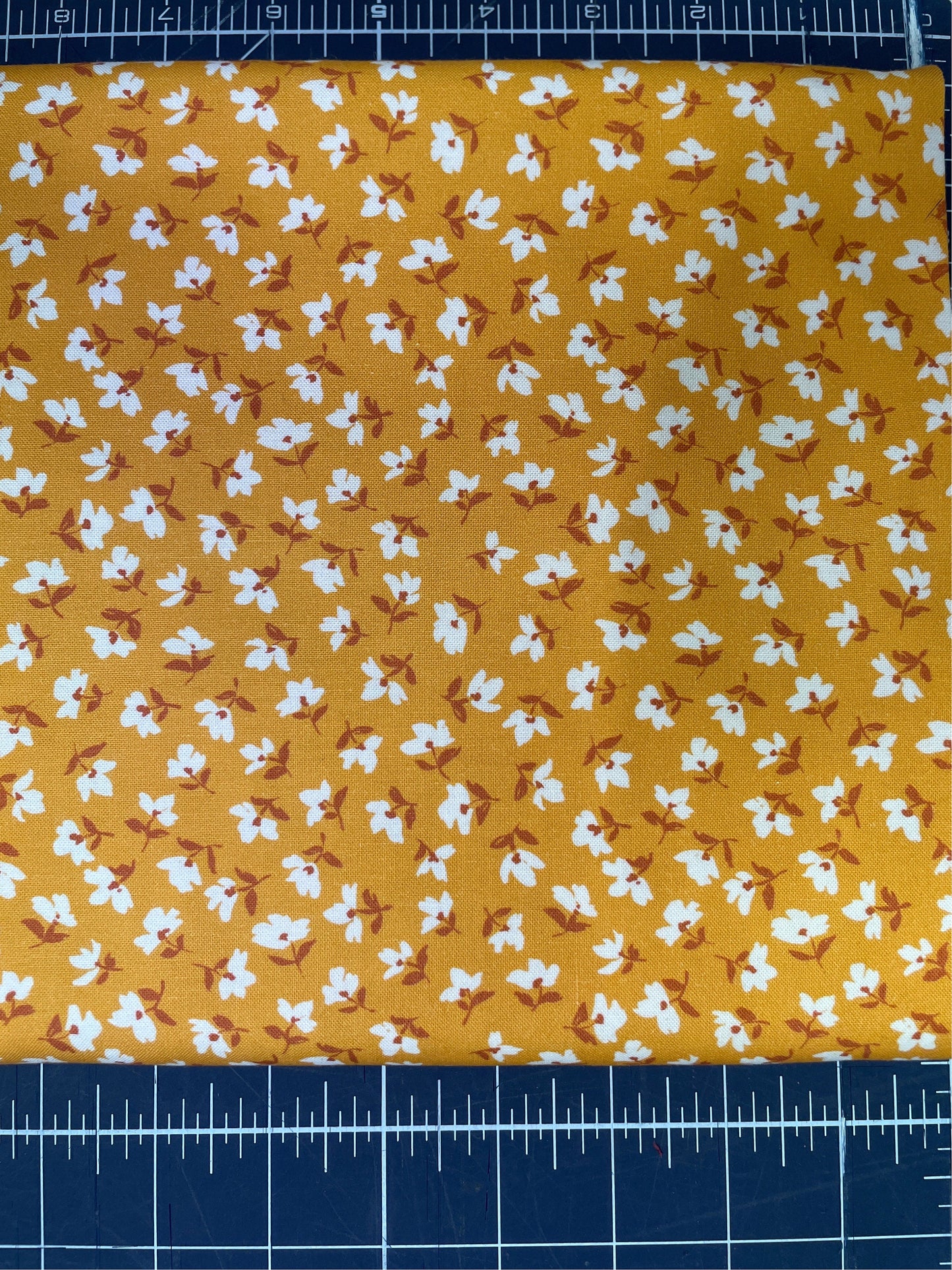 Paisley Rose - Gold Floral Crystal Manning-  11885-21 - Moda Fabrics - Priced by the 1/2 yard