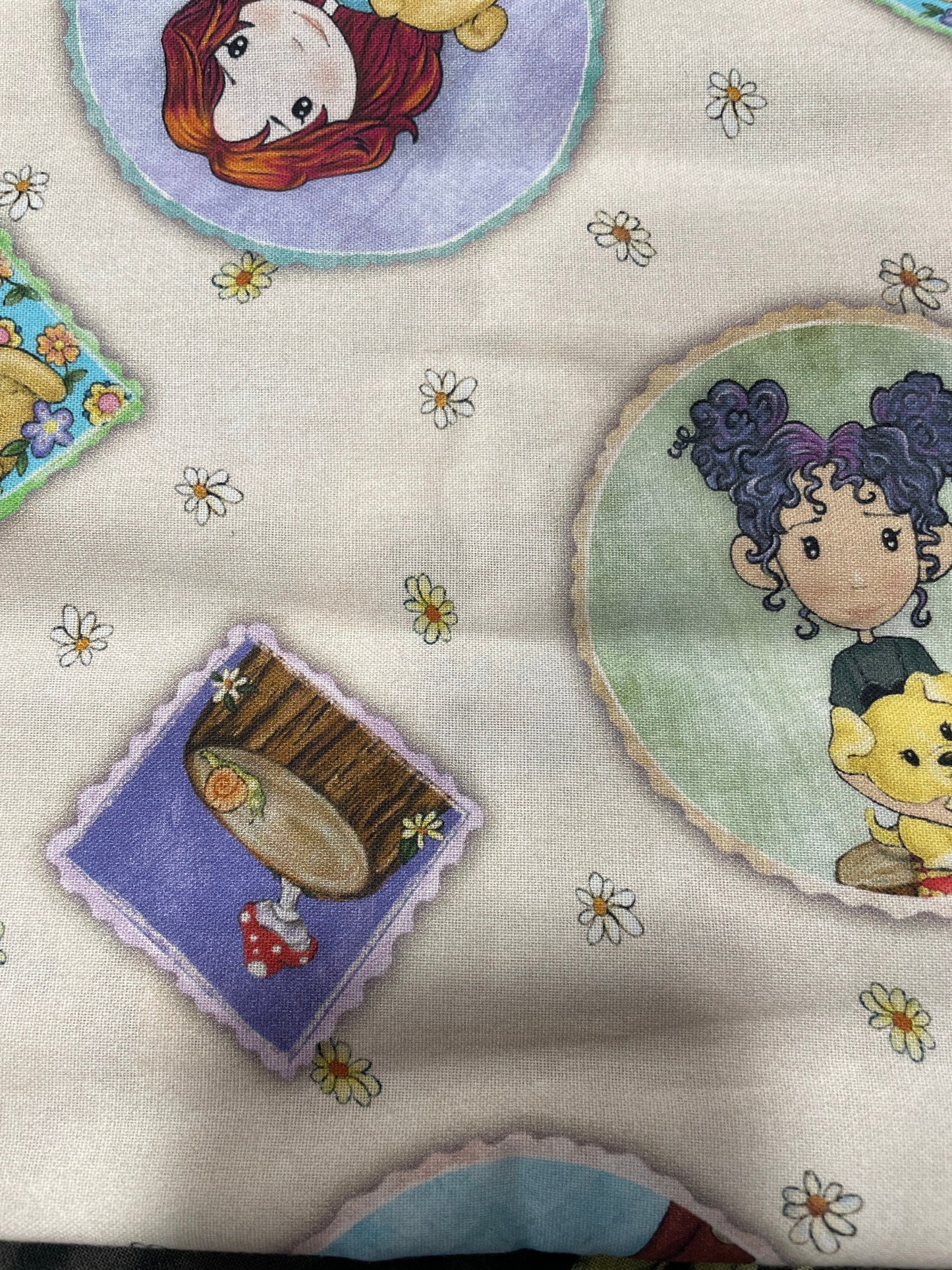 QT Fabric Garden Girls   Girls Flowers on Ecru by Ninette   28764   E   Priced by the Half Yard