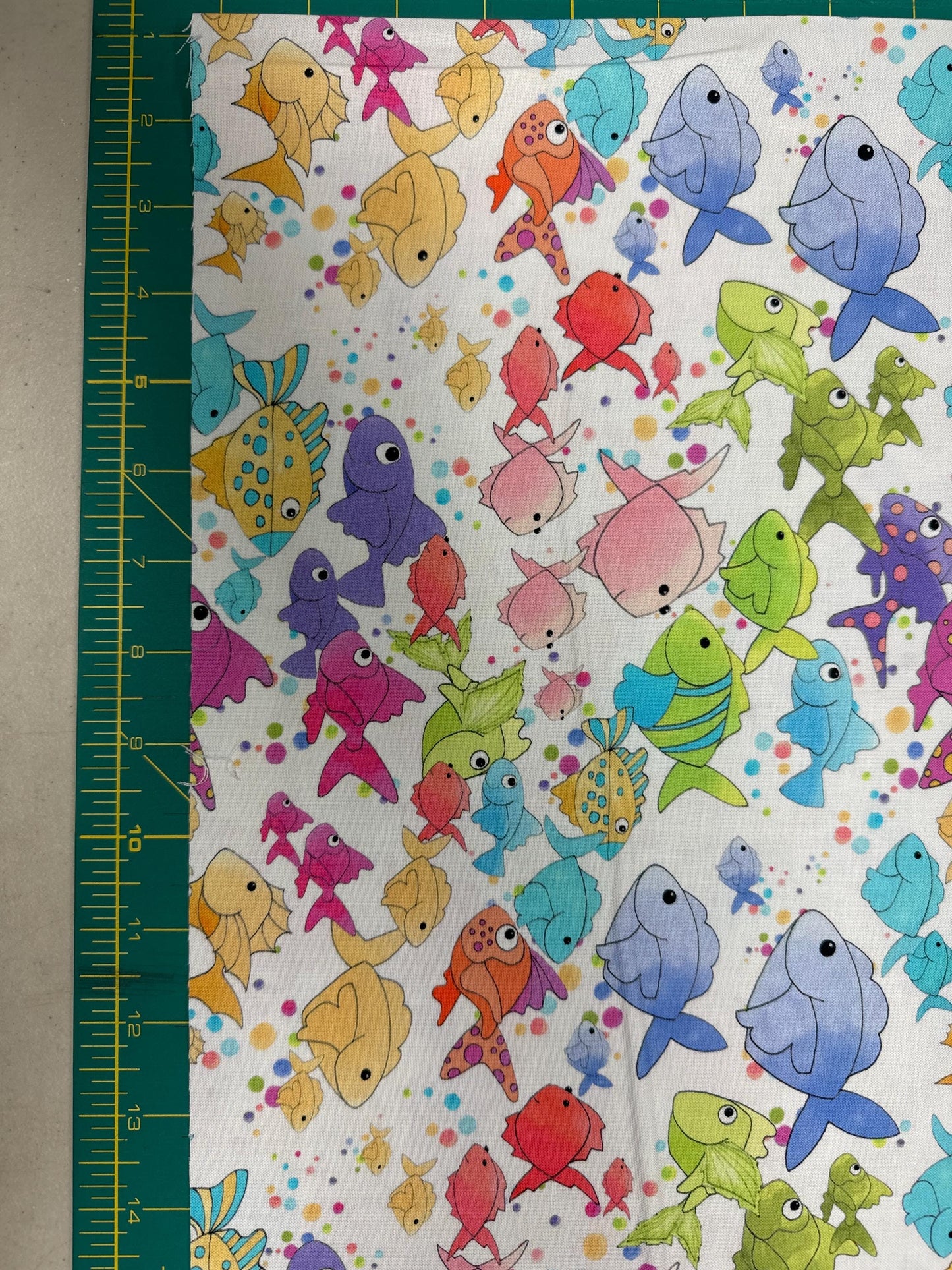 Happy Fish   Loralie   bright fish and bubbles on White   Priced by the Half yard   cut continuously  New